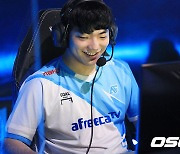 아프리카, 천적 젠지에 2년 만에 승리(종합) [LCK]