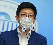 국민의힘 인사들 '우르르' 尹 캠프행.. 이준석 불쾌 "상도덕이 땅에 떨어져"