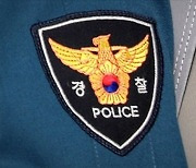 지하철서 20대 여성 '묻지마' 폭행한 50대 검거