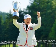 신지애, JLPGA 투어 시즌 4승..통산 61승 달성