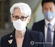 미중 갈등 가열 속 '톈진 대좌'.."생산적 대화 될 수도"