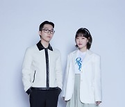 [TEN 이슈] 최애와 최애의 조합..AKMU와 아이유, '낙하'가 주는 희망