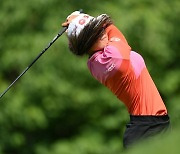 머리카락으로 얼굴을 가린 파자리 아난나루칸 [LPGA 에비앙 챔피언십]