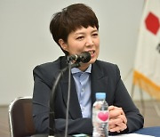 "비겁한 대통령으로 남으시겠냐"..김은혜, 文 사과 요구