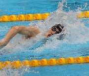 황선우, 자유형 200m 7위.. 막판 체력 저하로 선두에서 밀려