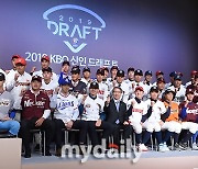 KBO, 해외 아마 및 프로 출신 선수 대상 드래프트 참가 신청 접수