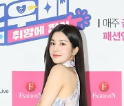 [ST포토] 권은비, '어깨라인 드러낸 원피스'