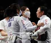 [도쿄올림픽] '결승 진출' 女 펜싱 에페, 金 노린다..'세계 랭킹 1위' 중국 압도