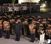 김정은, 노병대회 참석..'핵억제력' 언급 없이 내부 결속(종합)