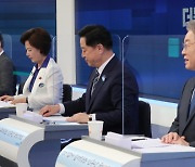 [사설] 민주당 대선 후보들 왜 지금 '원팀협약' 했는지 명심해야