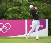 [올림픽] 남자 골프 김시우, 1R 3언더파 공동 12위..선두와 5타차