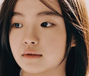 14살에 완연한 배우로 피어나다! 김시아 최초 패션 화보