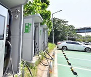 카카오·티맵, 환경부 '전국 전기차 충전인프라' 결제권한 확보