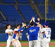 [올림픽]한국 야구, 이스라엘에 진땀승 연장 끝내기 사구 '미소'