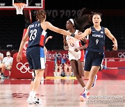 [올림픽] 여자농구 대표팀, 세계 4위 캐나다에 53-74로 패..박지수 더블더블