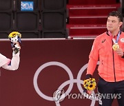 -올림픽- 유도 조구함, 9분 35초 혈투서 은메달..황선우 자유형 100m 5위