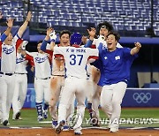-올림픽- 오지환 맹활약..한국 야구, 이스라엘에 힘겨운 연장전 승리(종합)