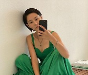"싱글맘" 김나영, 초록 드레스 입고 모델핏 과시 '깡마른 애둘맘' [★SHOT!]
