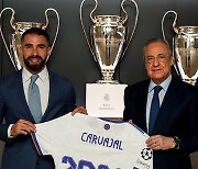 [오피셜] 레알, 카르바할은 잡았다.. 2025년까지 계약 연장