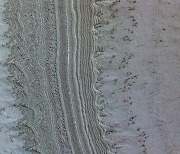 '붉은행성' 남극 극관 밑 호수 실체는 "진흙일 수도"