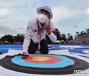 문대통령, 도쿄올림픽 '3관왕' 안산에게 "우리의 자부심"