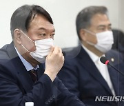 윤석열, 국민의힘 입당 하루만에 김종인과 비공개 회동