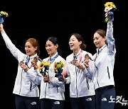 올림픽 첫 메달, 펜싱 여자 사브르 대표팀 최수연-김지연-윤지수-서지연