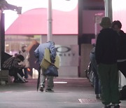 "올림픽 기간만이라도 숨어달라" 거리에서마저 내쫓긴 도쿄 노숙자들