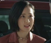 '악마판사' 김민정, 지성 향한 슬픈 혼잣말 "나한테 조금 친절하면 안 되나?"