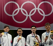 Korean fencers find success through teamwork in Tokyo