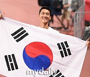 [MD포토] 우상혁 '2m35 한국신기록으로 올림픽 높이뛰기 4위'
