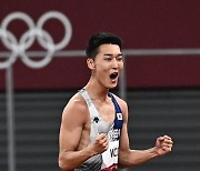 육상 남자 높이뛰기 결승전, 메달 향한 우상혁의 도전