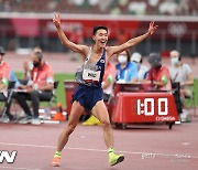 우상혁, 자신을 넘어 韓 육상 한계를 깨다.. 한국 신기록 및 역대 올림픽 최고 성적 4위