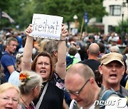 '獨 코로나 규제 반대'..시위 이어지는 유럽