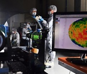 '위성의 눈'을 가공하는 한국표준과학연구원(KRISS) 우주광학팀