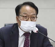 '조국 자녀 허위 인턴 발급 의혹' 한인섭 교수, 서울대 로스쿨 복직