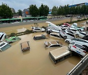 '역대급 폭우' 중국 허난성 사망·실종자 352명..5일만에 다섯배로 늘었다?