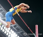 -올림픽- '젊은 황제' 듀플랜티스, 도쿄에서 대관식..장대높이뛰기 金