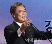 [포토]최재형 "文정부 반대로만 하면 부동산 해결..52간제 탄력적용"