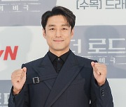 '더 로드' 지진희 "편하게 찍을 줄 알았던 아나운서役, 속았다"