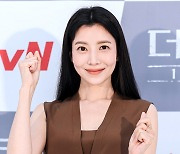 [TD포토] 윤세아 '독특한 포즈로'