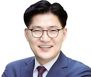 이정훈 강동구청장, '아내 폭행' 혐의.. 野 "민주당 조치 취하라"