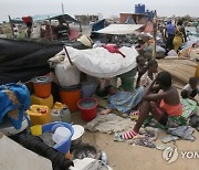 ANGOLA NEIGHBOURHOOD POVOADO HOUSING