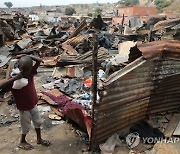 ANGOLA NEIGHBOURHOOD POVOADO HOUSING