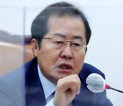 홍준표, 尹측 돌고래, 멸치 비유에 "실언 연발..자중하라"