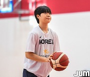 [JB포토] U19 여자농구월드컵, 신예영 '차분하게 자유투 연습'