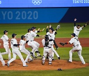한국 꺾은 일본, 도쿄올림픽 야구 금메달 획득