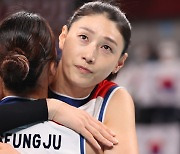 결국 눈물이..김연경 "국가대표로 뛰는 마지막 경기다" 은퇴 선언