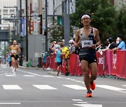 Shim Jung-sub finishes 49th in men's marathon