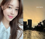 '박성광♥' 이솔이, 미모만큼 찐한 감성 "어려운 하늘이다"